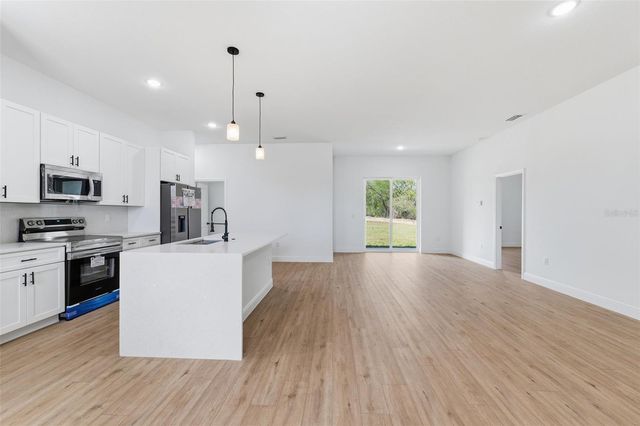 16596 SW 31ST CIRCLE, Ocala, FL 34473