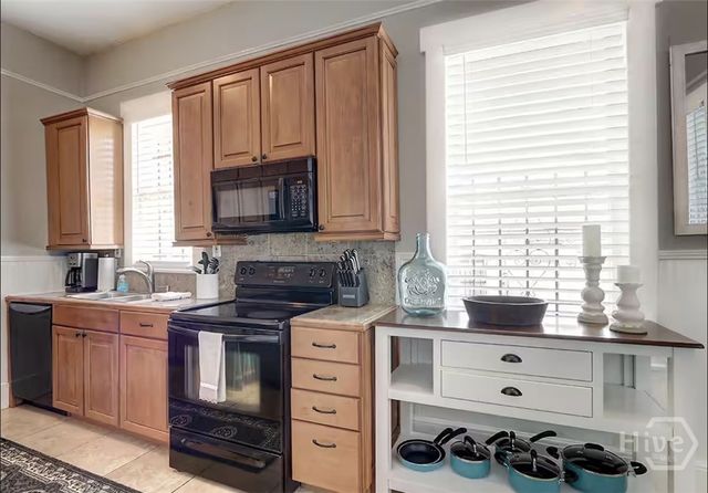 814 Drayton Street, Savannah, GA 31401