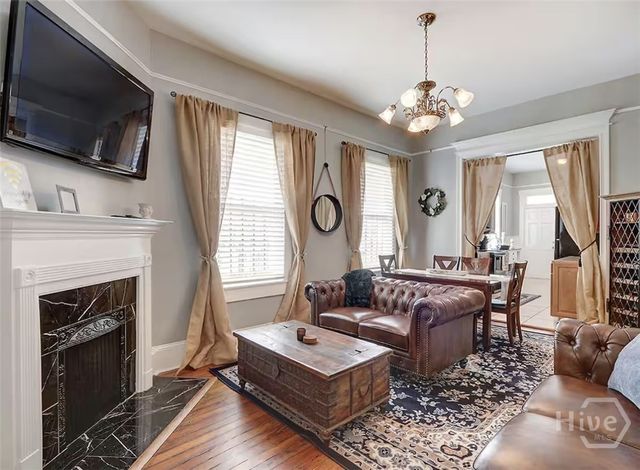 814 Drayton Street, Savannah, GA 31401