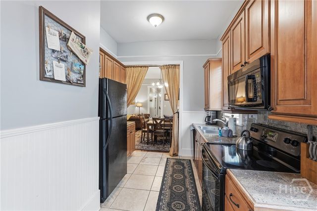 814 Drayton Street, Savannah, GA 31401