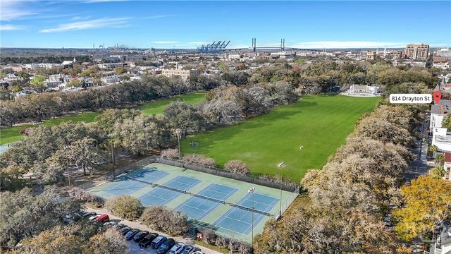 814 Drayton Street, Savannah, GA 31401