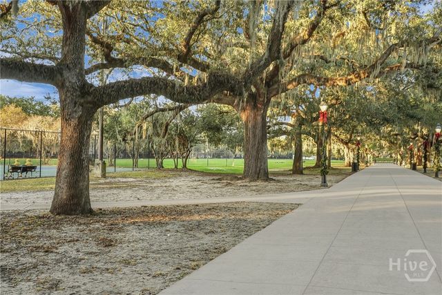 814 Drayton Street, Savannah, GA 31401
