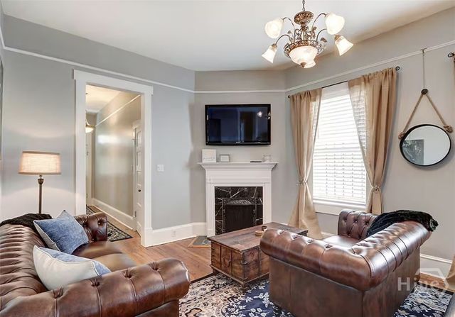 814 Drayton Street, Savannah, GA 31401