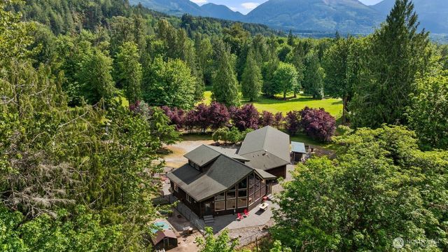 42813 Rivers Edge Court, Concrete, WA 98237
