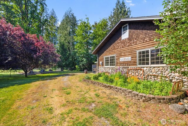 42813 Rivers Edge Court, Concrete, WA 98237