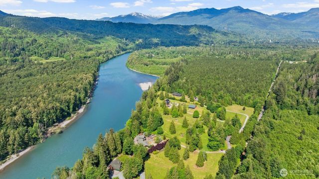42813 Rivers Edge Court, Concrete, WA 98237