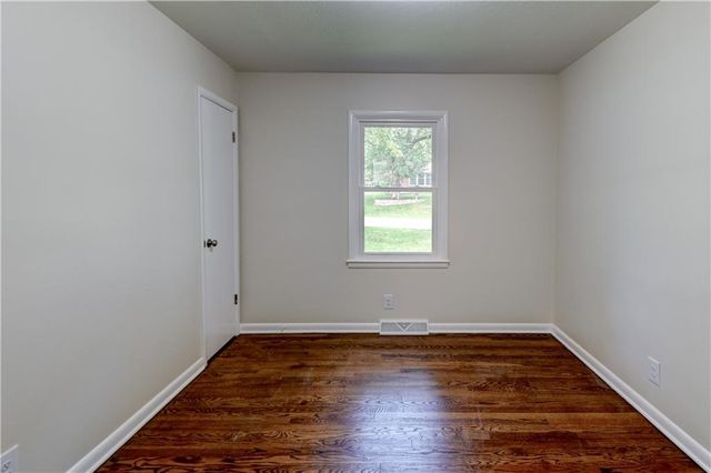 2820 Berry Lane, Independence, MO 64057