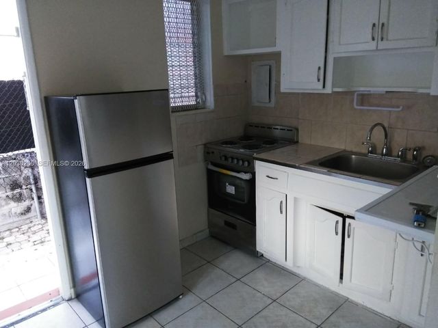 1821 SW 7th Street 7, Miami, FL 33135