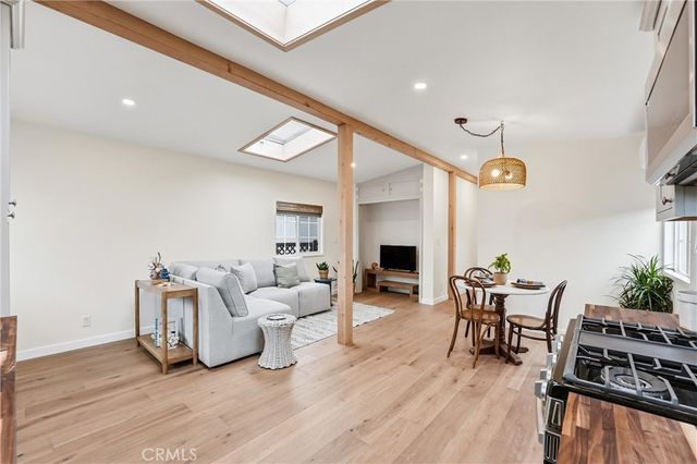 14 Cottonwood Lane, Seal Beach, CA 90740