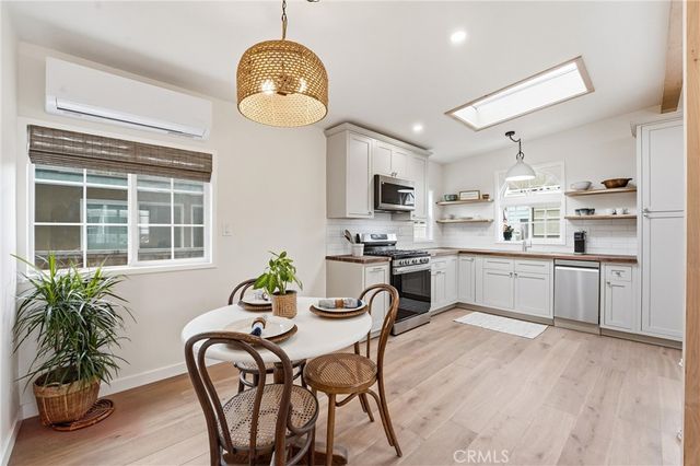 14 Cottonwood Lane, Seal Beach, CA 90740