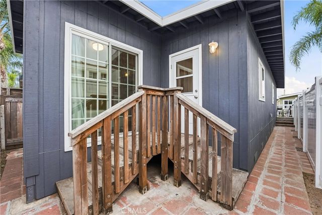 14 Cottonwood Lane, Seal Beach, CA 90740