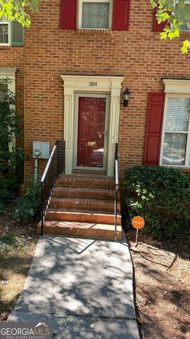 1934 Ivy Glen Drive SE, Smyrna, GA 30082