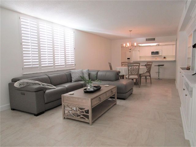 100 OAKMONT LANE 801, Belleair, FL 33756