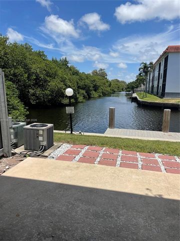 1401 NE 53rd St 106, Fort Lauderdale, FL 33334