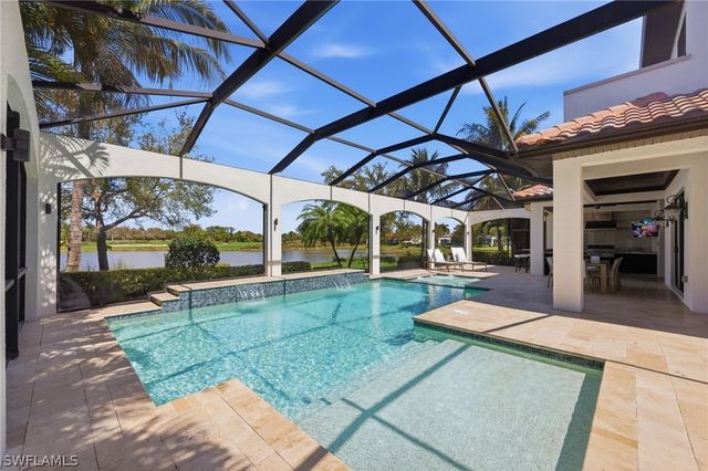 3369 Runaway LN, Naples, FL 34114