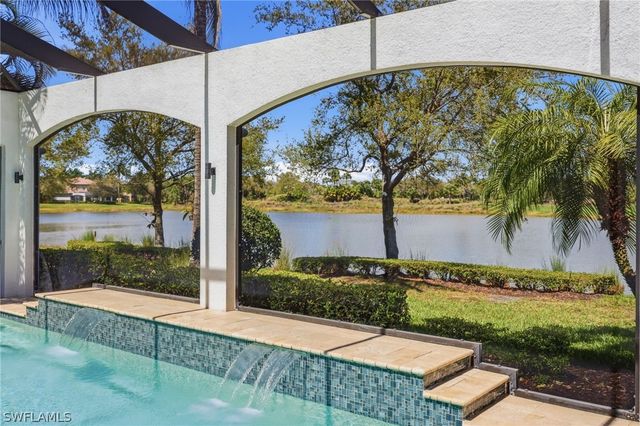 3369 Runaway LN, Naples, FL 34114