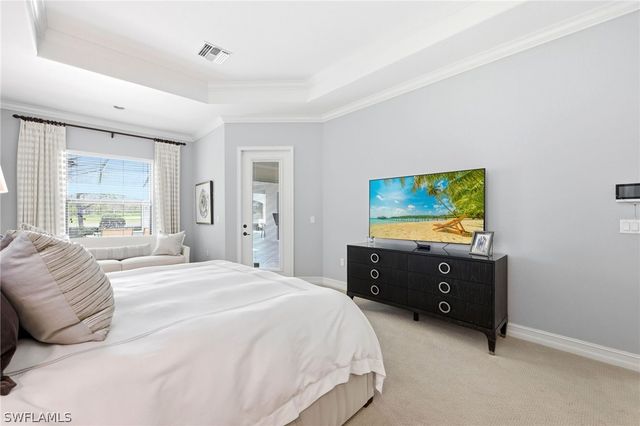 3369 Runaway LN, Naples, FL 34114