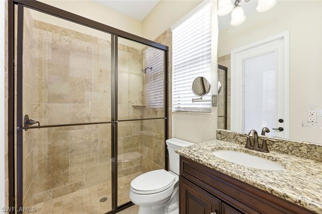 3369 Runaway LN, Naples, FL 34114