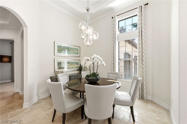 3369 Runaway LN, Naples, FL 34114