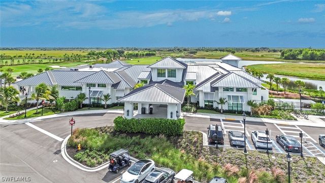 3369 Runaway LN, Naples, FL 34114