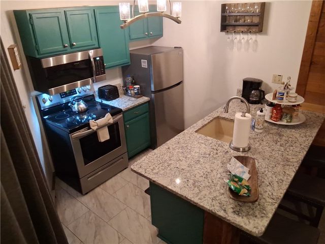 1110 FORBES LANE, Hidden Valley, PA 15502