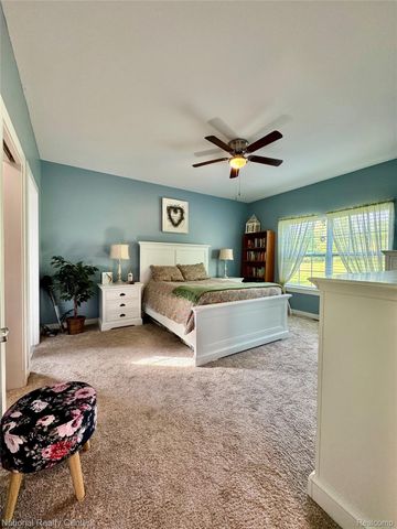 7478 Village Court 27, Springfield Charter Township, MI 48350