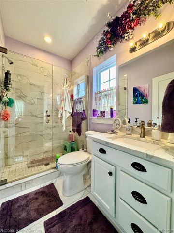 7478 Village Court 27, Springfield Charter Township, MI 48350