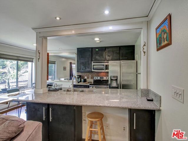 525 S Ardmore Avenue 335, Los Angeles, CA 90020
