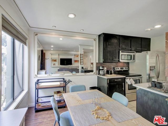 525 S Ardmore Avenue 335, Los Angeles, CA 90020
