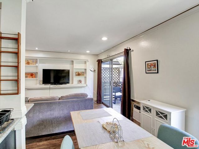 525 S Ardmore Avenue 335, Los Angeles, CA 90020
