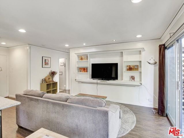 525 S Ardmore Avenue 335, Los Angeles, CA 90020