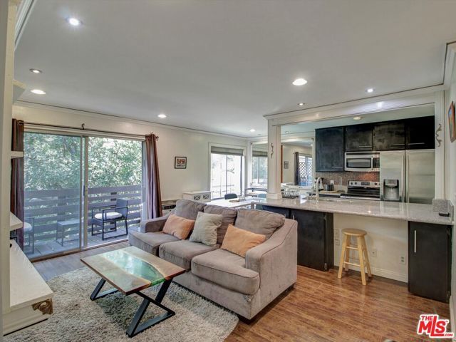 525 S Ardmore Avenue 335, Los Angeles, CA 90020