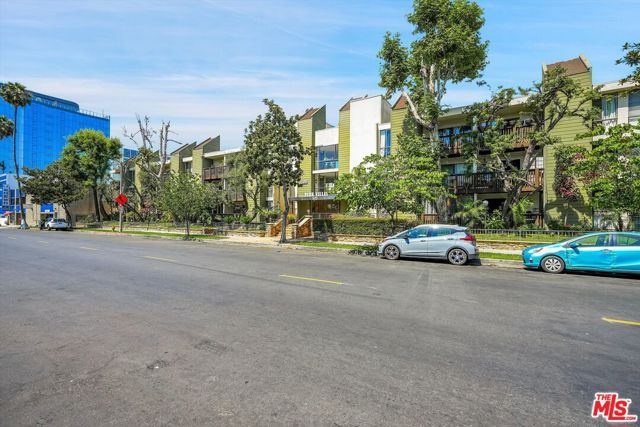 525 S Ardmore Avenue 335, Los Angeles, CA 90020