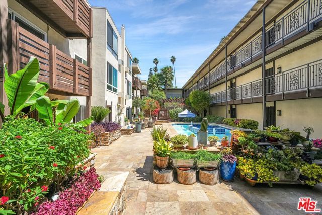 525 S Ardmore Avenue 335, Los Angeles, CA 90020