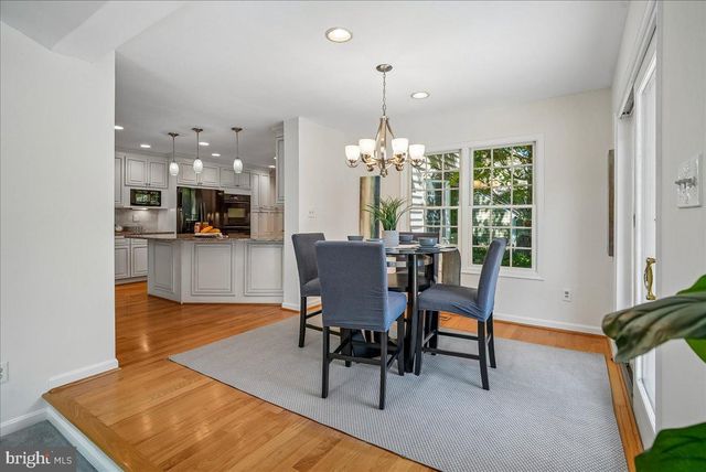 2669 REIGN ST, Herndon, VA 20171