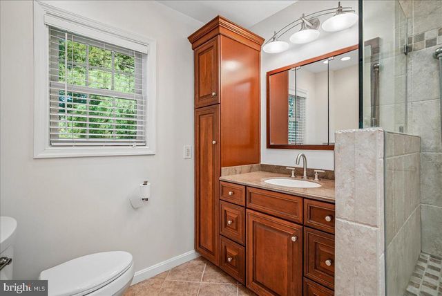 2669 REIGN ST, Herndon, VA 20171