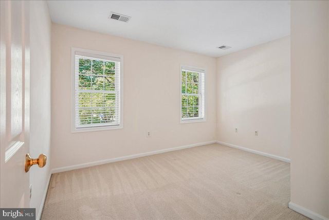 2669 REIGN ST, Herndon, VA 20171