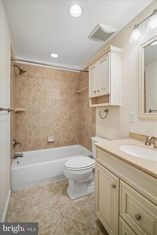 2669 REIGN ST, Herndon, VA 20171
