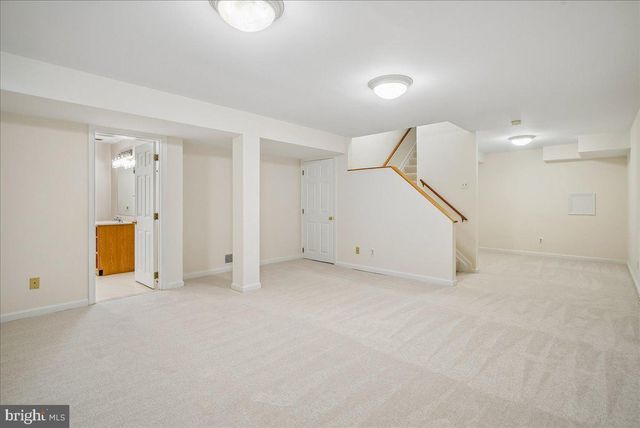 2669 REIGN ST, Herndon, VA 20171