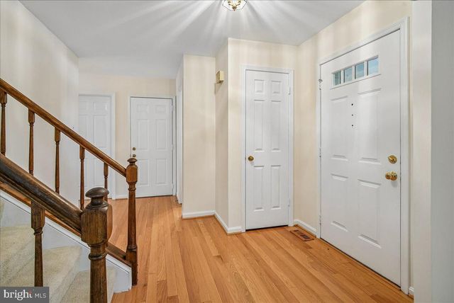 2669 REIGN ST, Herndon, VA 20171