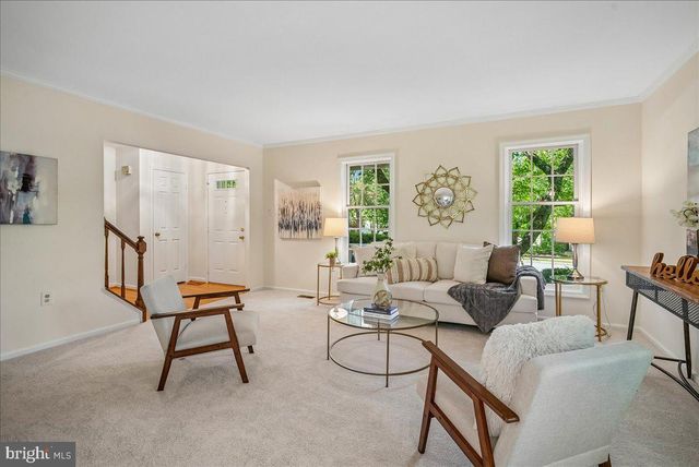2669 REIGN ST, Herndon, VA 20171
