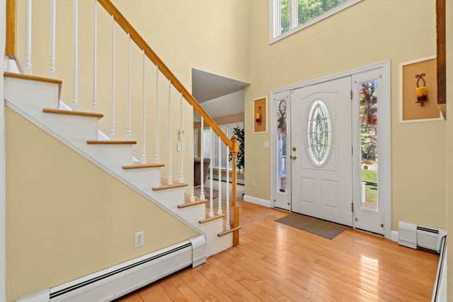 9 Abby Road, Westford, MA 01886