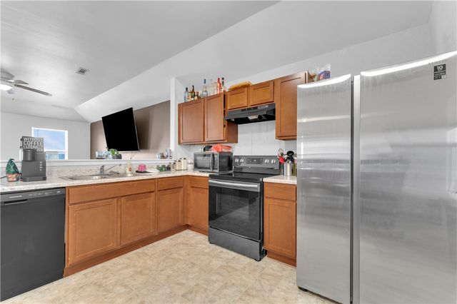 2021 B Place, Rogers, AR 72758