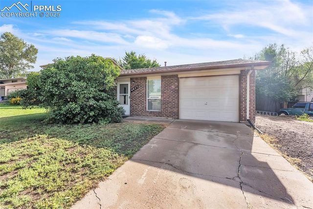 4825 Montebello Drive, Colorado Springs, CO 80918