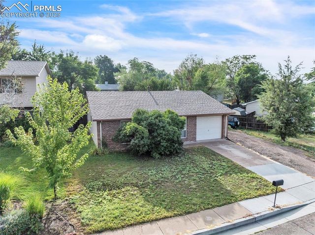 4825 Montebello Drive, Colorado Springs, CO 80918