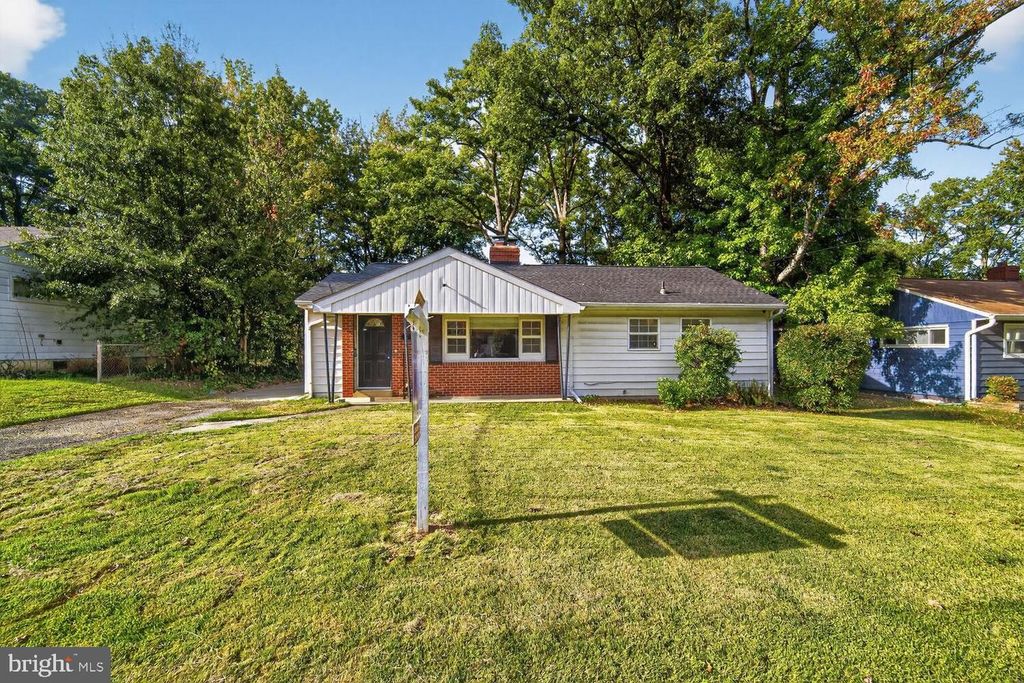 9410 VAN BUREN ST, Lanham, MD 20706