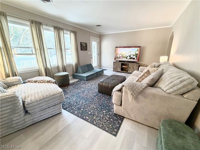 1145 Richey Road, Zanesville, OH 43701