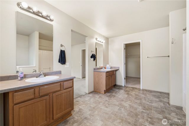 20222 50th Avenue E, Spanaway, WA 98387