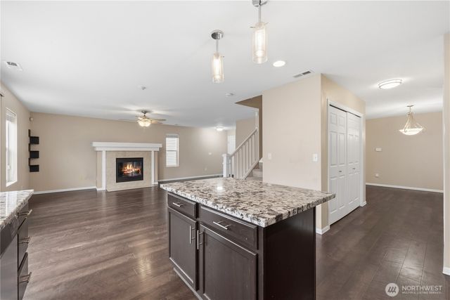 20222 50th Avenue E, Spanaway, WA 98387