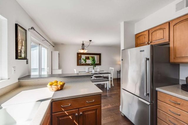 159 Centre Street, Mountain View, CA 94041